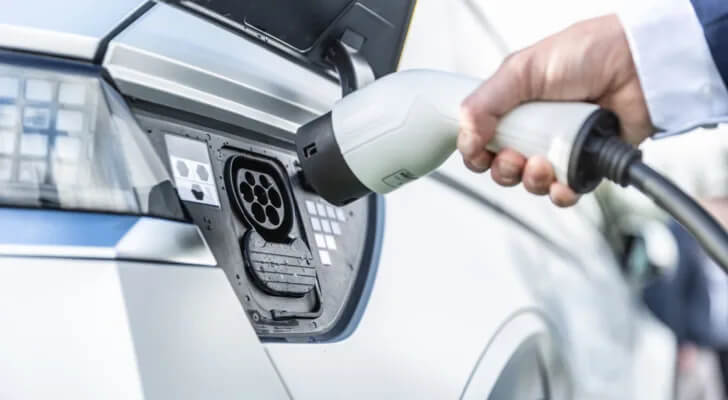 Breaking Down the Inflation Reduction Act: Its Impact on EV Charging